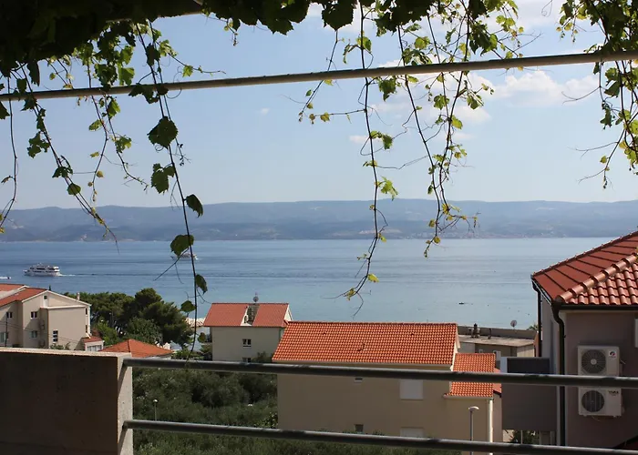 Apartments Dinko